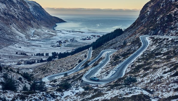 BMW Serie 5 Touring 2024: caratteristiche, design, motori, versioni, interni e prezzi - Foto 67 di 124