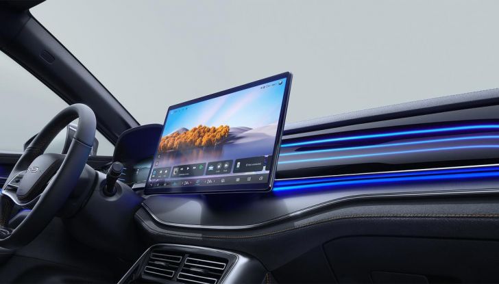 BYD Tang 2025: il SUV elettrico a sette posti si rinnova - Foto 5 di 27