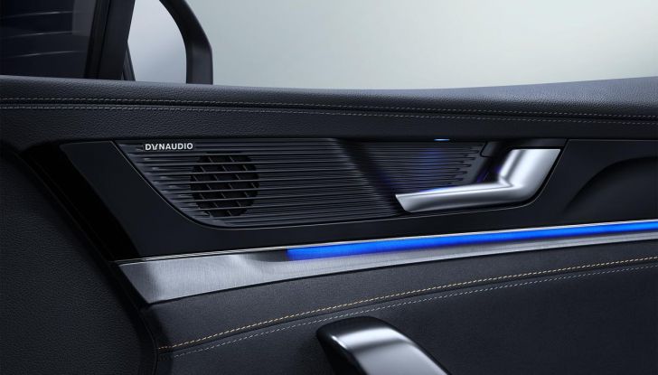 BYD Tang 2025: il SUV elettrico a sette posti si rinnova - Foto 8 di 27