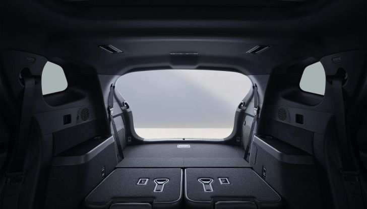 BYD Tang 2025: il SUV elettrico a sette posti si rinnova - Foto 3 di 27