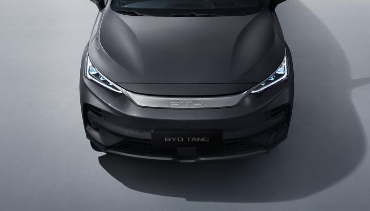 BYD Tang 2025: il SUV elettrico a sette posti si rinnova - Foto 20 di 27