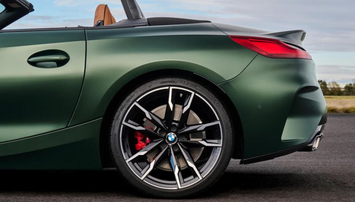 Nuova BMW Z4 Pure Impulse Edition caratteristiche, motore, prestazioni - Foto 7 di 16