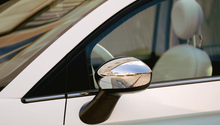 Fiat 500 Collezione 1957: la city car diventa più esclusiva grazie a questa edizione - Foto 5 di 26