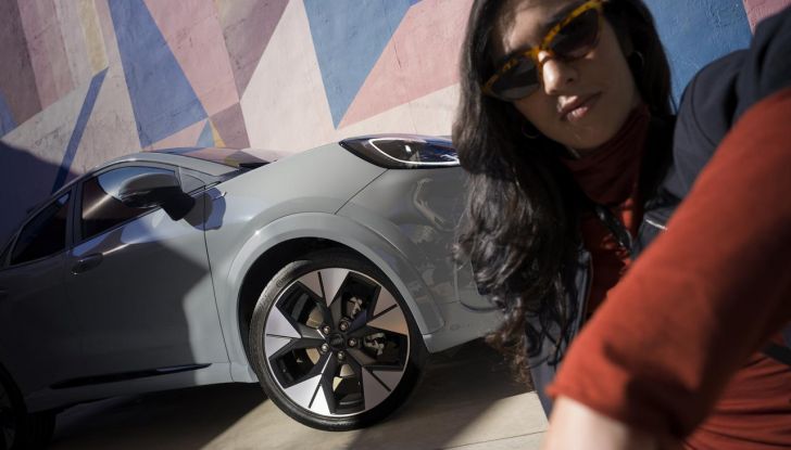 Ford Puma 2024: caratteristiche, design, abitacolo, motore, allestimenti e prezzi per l’Italia - Foto 11 di 27