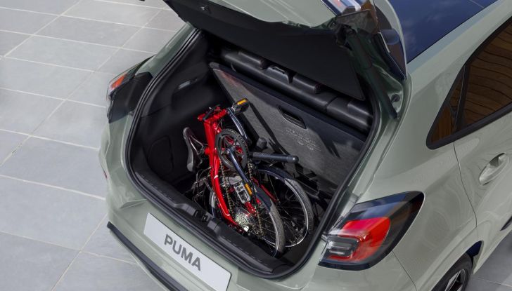 Ford Puma 2024: caratteristiche, design, abitacolo, motore, allestimenti e prezzi per l’Italia - Foto 25 di 27