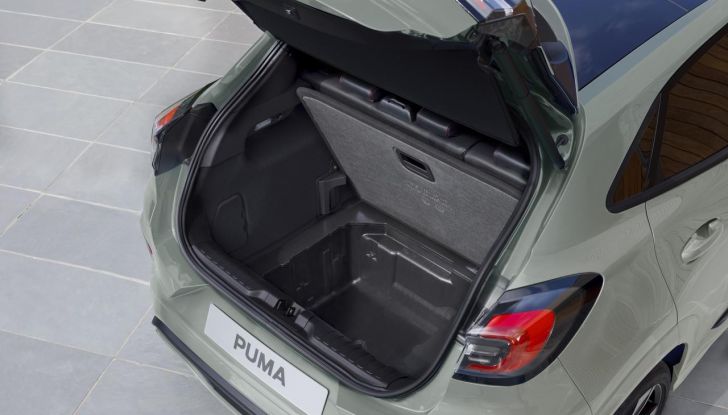 Ford Puma 2024: caratteristiche, design, abitacolo, motore, allestimenti e prezzi per l’Italia - Foto 26 di 27