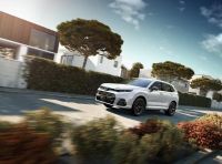 Honda CR-V e:FCEV 2025: caratteristiche, design, abitacolo, motore e autonomia