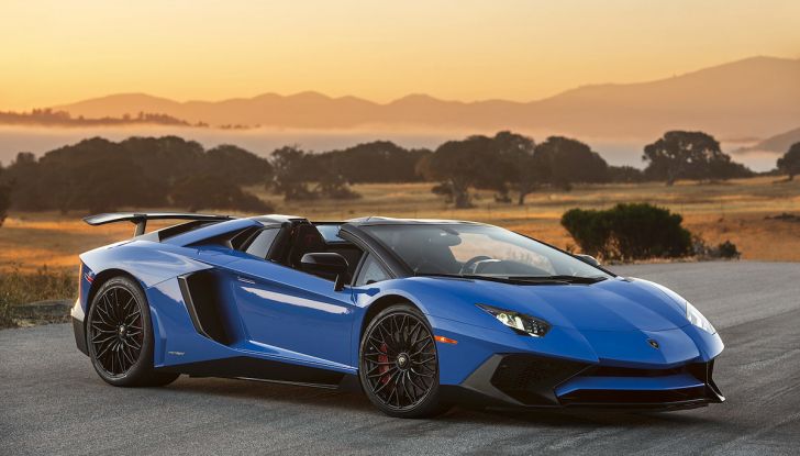 Lamborghini Aventador LP750-4 SV trovata abbandonata nella giungla - Foto 4 di 7