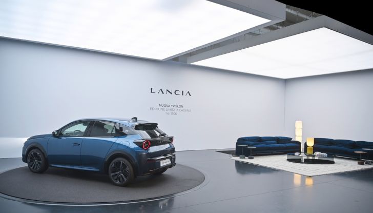 Lancia Ypsilon 2025: caratteristiche, design, abitacolo, dotazioni e autonomia - Foto 3 di 74