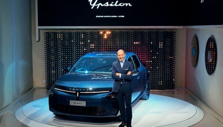 Lancia Ypsilon 2025: caratteristiche, design, abitacolo, dotazioni e autonomia - Foto 20 di 74