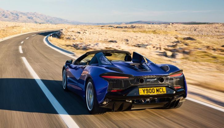 McLaren Artura Spider: caratteristiche, design, abitacolo, motore, prestazioni e prezzo - Foto 26 di 35