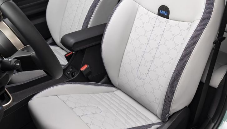 Mini Cooper 2024: caratteristiche, design, motori, versioni, abitacolo e prezzi della versione a benzina - Foto 30 di 34