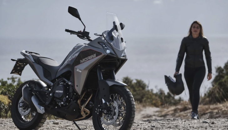 Moto Morini X-CAPE 650 versione Black Ebony - Foto 13 di 15