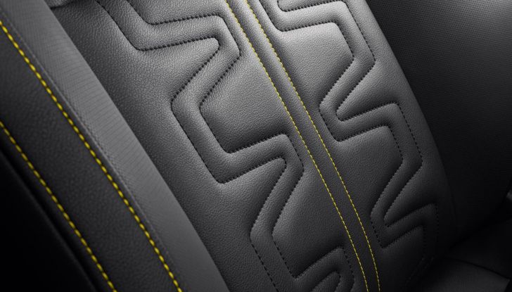 Nissan Juke 2024: caratteristiche, design, abitacolo, motori e versioni del nuovo restyling - Foto 26 di 72