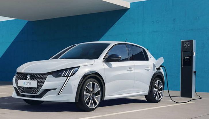 Peugeot e-208
