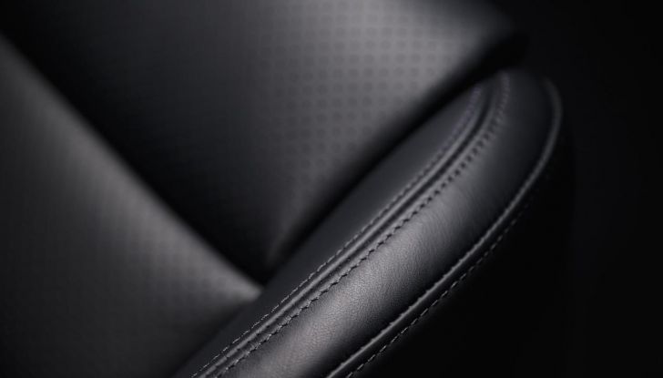 Porsche Taycan 2025: caratteristiche, design, interni, motori, autonomia e versioni - Foto 47 di 82