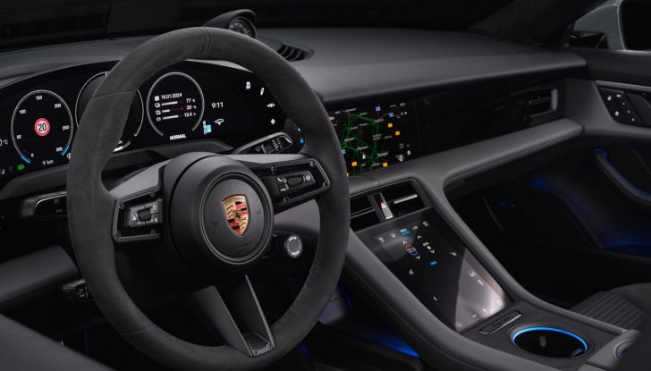 Porsche Taycan 2025: caratteristiche, design, interni, motori, autonomia e versioni - Foto 58 di 82