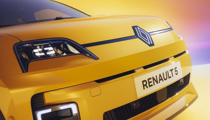 Renault 5 E-Tech Electric: caratteristiche, design, abitacolo, allestimenti, autonomia, potenza e prezzi - Foto 45 di 74