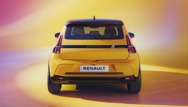 Renault 5 E-Tech Electric: caratteristiche, design, abitacolo, allestimenti, autonomia, potenza e prezzi - Foto 58 di 74