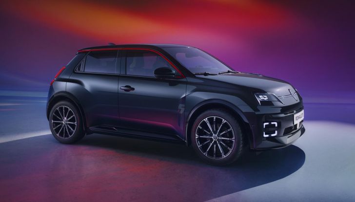 Renault 5 E-Tech Electric: caratteristiche, design, abitacolo, allestimenti, autonomia, potenza e prezzi - Foto 8 di 74