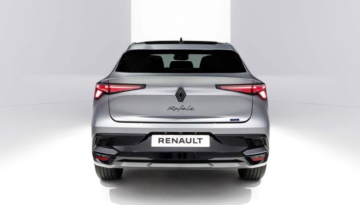 Renault Rafale 2024: caratteristiche, tecnologie e motorizzazioni del nuovo SUV coupé - Foto 12 di 22