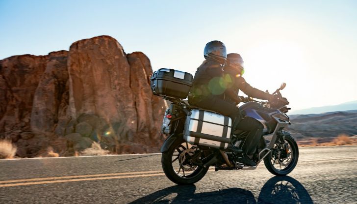 Triumph Tiger 1200: le novità per il 2024 - Foto 3 di 12