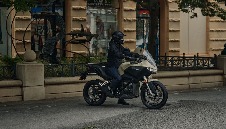 Idee regalo firmate Zero Motorcycles per la Festa del papà - Foto 1 di 16