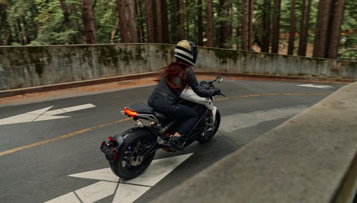 Idee regalo firmate Zero Motorcycles per la Festa del papà - Foto 14 di 16