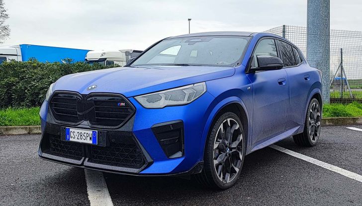 BMW X2 2024: prova su strada, prezzi e versioni del nuovo SUV coupé, anche elettrico - Foto 27 di 33
