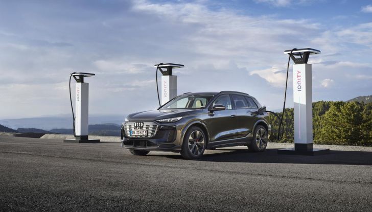 Audi Q6 e-tron: al via agli ordini in Italia da 79.500 euro - Foto 100 di 134