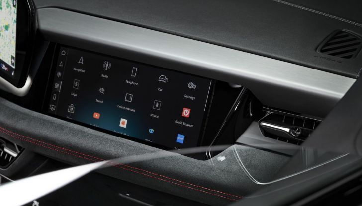 Audi Q6 e-tron: al via agli ordini in Italia da 79.500 euro - Foto 134 di 134