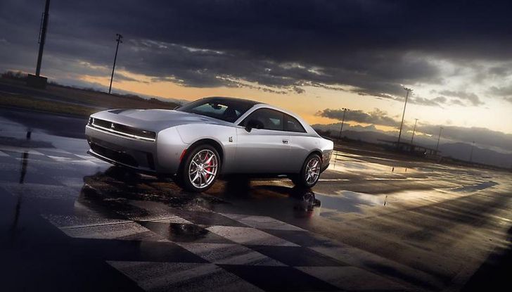 Dodge Charger Daytona: l’iconica muscle car diventa 100% elettrica - Foto 4 di 80