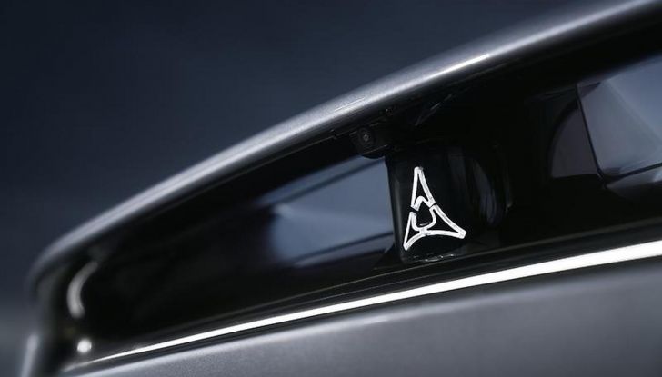 Dodge Charger Daytona: l’iconica muscle car diventa 100% elettrica - Foto 24 di 80