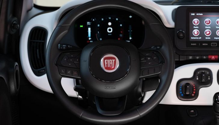 Nuova Fiat Panda: al via agli ordini in Italia da 9950 euro - Foto 26 di 58
