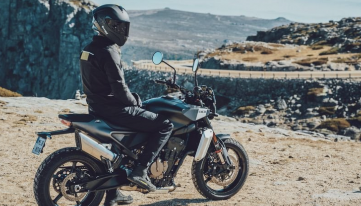 Grazie a “Stile Garantito” la garanzia delle moto Husqvarna si allunga di due anni - Foto 10 di 13