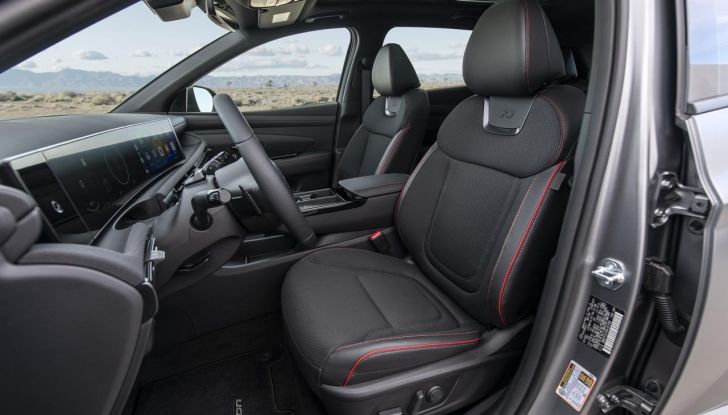 Hyundai Tucson 2025: design e motorizzazioni del nuovo modello - Foto 47 di 107