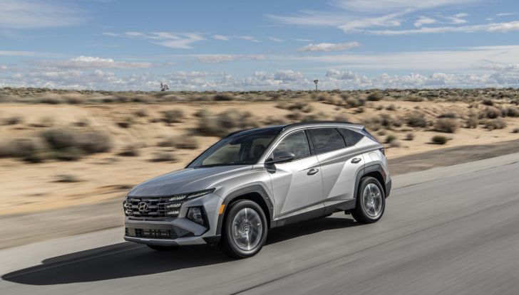 Hyundai Tucson 2025: design e motorizzazioni del nuovo modello - Foto 8 di 107