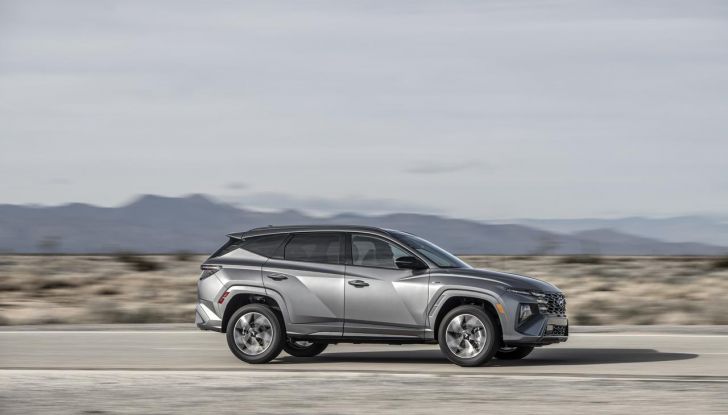 Hyundai Tucson 2025: design e motorizzazioni del nuovo modello - Foto 7 di 107