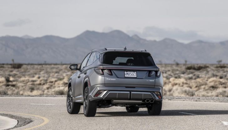 Hyundai Tucson 2025: design e motorizzazioni del nuovo modello - Foto 5 di 107