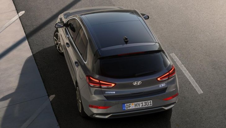 Hyundai i30 2024: caratteristiche, design e abitacolo del nuovo restyling - Foto 5 di 41