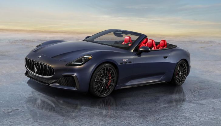 Maserati GranCabrio 2025: caratteristiche, design, abitacolo e motore - Foto 12 di 12