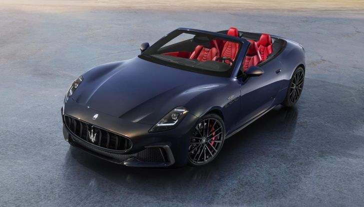 Maserati GranCabrio 2025: caratteristiche, design, abitacolo e motore - Foto 6 di 12