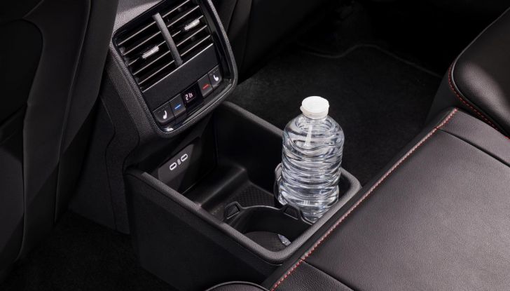 Nuova Skoda Octavia: al via agli ordini in Italia da 28.450 euro - Foto 3 di 11