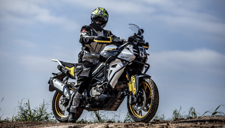 QJ Motor: alla scoperta della Svt 650 X - Foto 2 di 10
