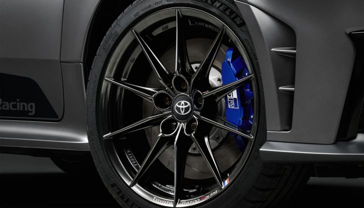 Toyota GR Yaris 2024: motore, design e prezzi in Italia - Foto 11 di 17