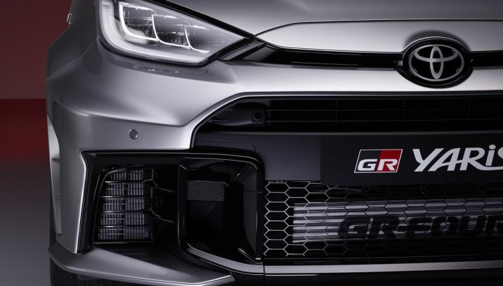 Toyota GR Yaris 2024: motore, design e prezzi in Italia - Foto 3 di 17
