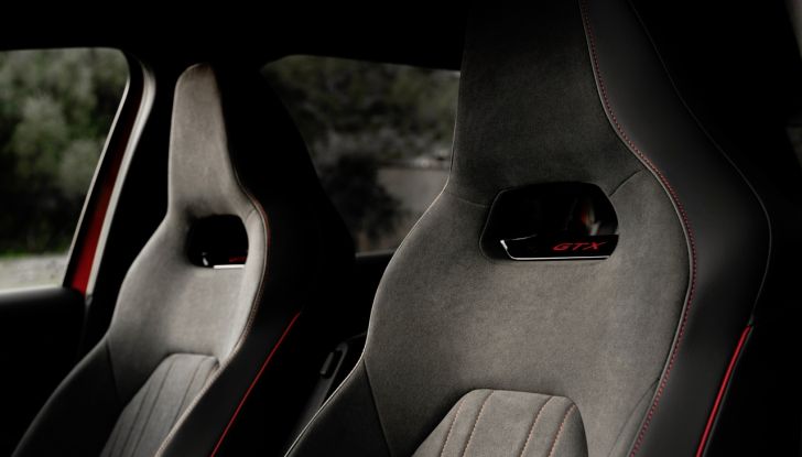 Volkswagen ID.3 GTX e ID.7 GTX Tourer: debuttano le due nuove sportive elettriche - Foto 21 di 85