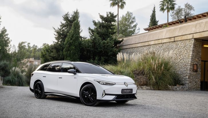 Volkswagen ID.3 GTX e ID.7 GTX Tourer: debuttano le due nuove sportive elettriche - Foto 65 di 85