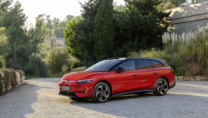 Volkswagen ID.3 GTX e ID.7 GTX Tourer: debuttano le due nuove sportive elettriche - Foto 42 di 85