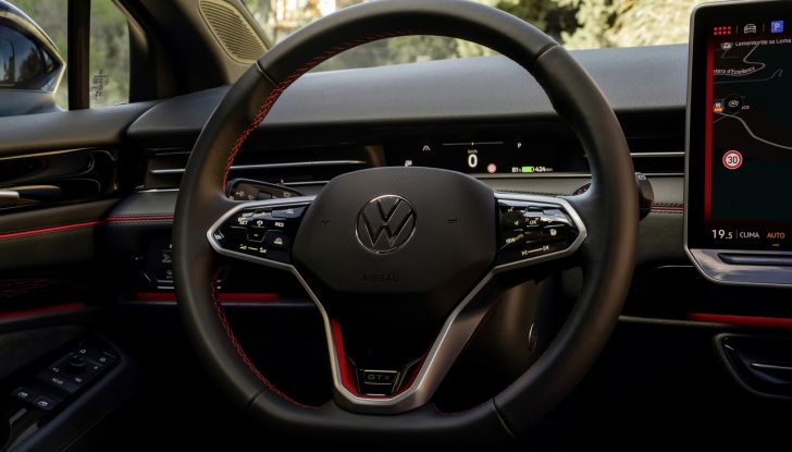Volkswagen ID.3 GTX e ID.7 GTX Tourer: debuttano le due nuove sportive elettriche - Foto 72 di 85